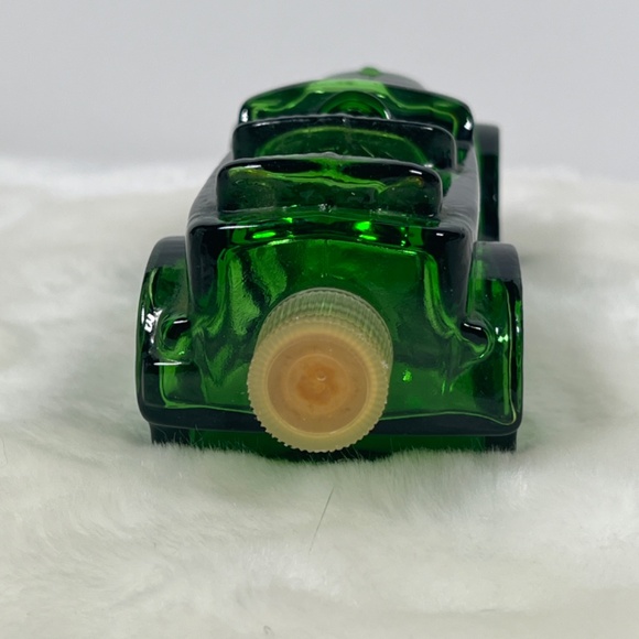 Avon Maxwell ’23 Deep Woods After Shave Green Glass Car Shaped Bottle Vintage - Picture 5 of 10